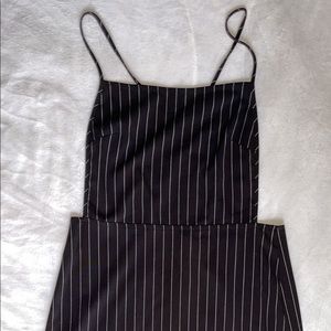 Body con strip dress, casual and cute.